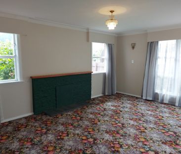 1 Craig Grove, Elderslea - Photo 2