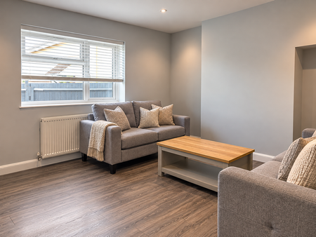 1 bedroom in a house share to rent - Photo 3