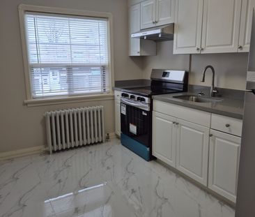 For Lease - 1066 Coxwell Avenue Unit# 4, Toronto, Ontario - Photo 5