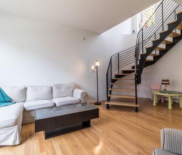 571 Rue de la Montagne, H3C 0B2, H3C 0B2, Montréal - Photo 1