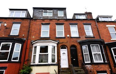 3 bedroom Flat in Ebberston Terrace, Leeds - Photo 4