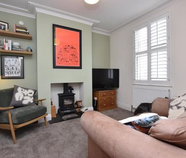 2 bedroom terraced house to rent - Photo 1