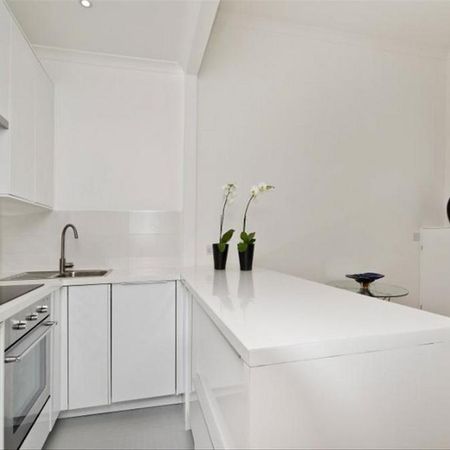 1 bedroom flat to rent - Photo 4