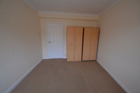 Willow Court, Meadfield Road, Slough,SL3 - Photo 3