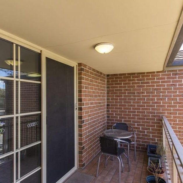 Bright and Modern Two-Bedroom Apartment in the Heart of Lyneham - Photo 1