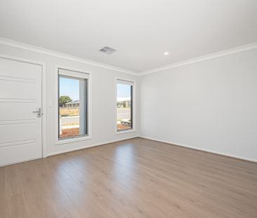 20 Aurora Drive, Waitpinga SA 5211 - House For Rent | Domain - Photo 1