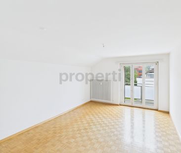 Luxurious 3-room penthouse apartment with balcony in Bottmingen - Photo 2