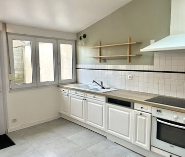 Location Maison 4 pièces 90m² CROIX 59170 - Photo 5