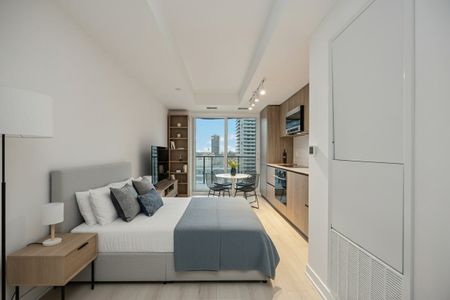 For Lease - 120 Broadway Avenue Unit# 1011, Toronto, Ontario - Photo 2