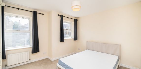 Gower Close, Balham, SW4, London - Photo 2