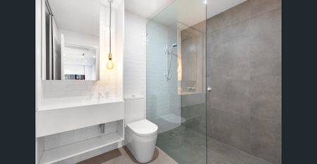 Modern 2-Bedroom Apartment in the Heart of West End - Photo 4