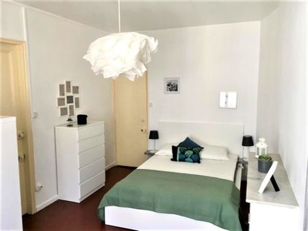 Location Appartement 3 pièces 68m² TOULON 83000 - Photo 5