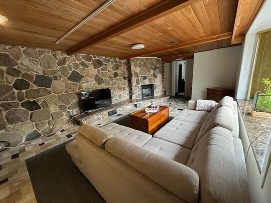 For Lease - 33 Wycliffe Crescent, Toronto, Ontario - Photo 1