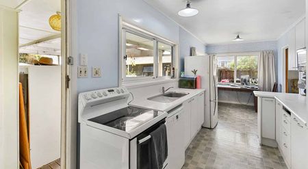 36 Tawa Crescent, Manurewa - Photo 4