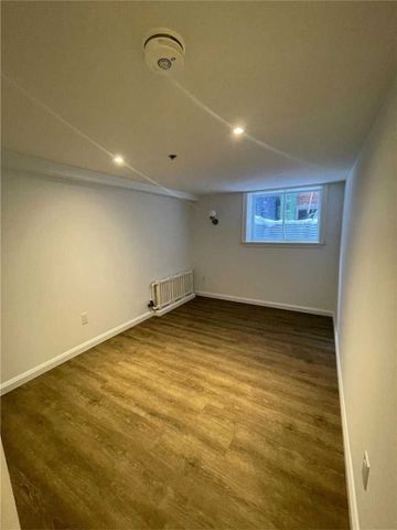 For Lease - 24 Strathgowan Avenue Unit# Lower, Toronto, Ontario - Photo 5