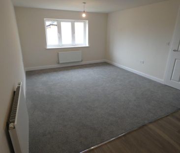 2 bedroom coach house to rent - Photo 5