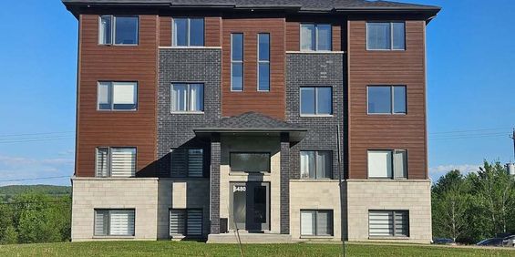 BEAU 4 ½|CONSTRUCTION RÉCENTE - Photo 3