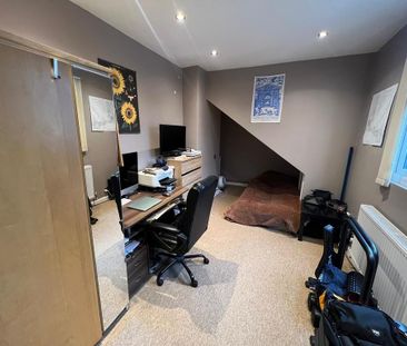 3 bedroom apartment to rent - Photo 6