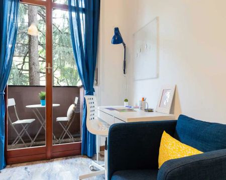 Via Francesco de Sanctis, Milan, Lombardy 20141 - Photo 2