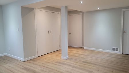 For Lease - 1 Bendamere Drive, Grimsby, Ontario - Photo 5