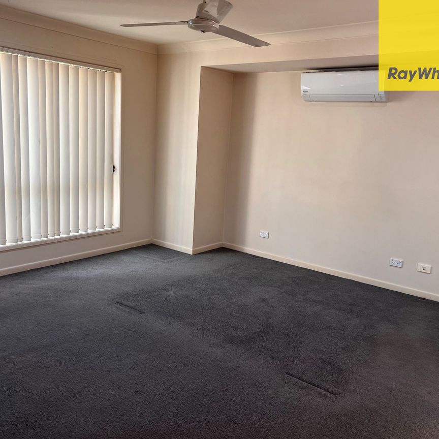 Spacious Family Living in Prime Location! - Photo 1