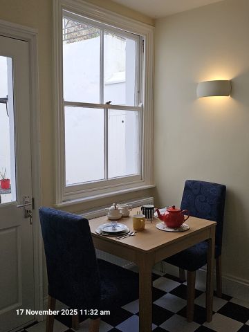 Room in a Shared House, Clermont Terrace, BN1 - Photo 2