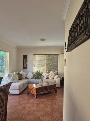 Furnished bedrooms near Griffith university available - Photo 1