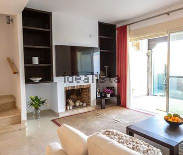 Alquiler de chalet adosado en Calle Monte s/n - Photo 5