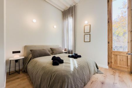 3 room luxury Apartment for rent in Barcelona, Catalonia - Photo 2