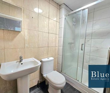 4 bedroom semi-detached house to rent - Photo 1