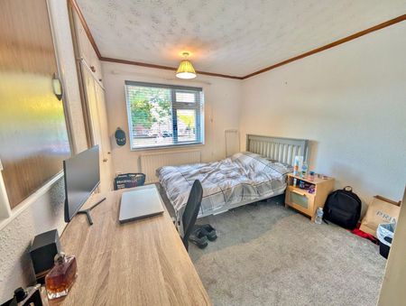 Wycliffe Road, Norwich - Photo 5