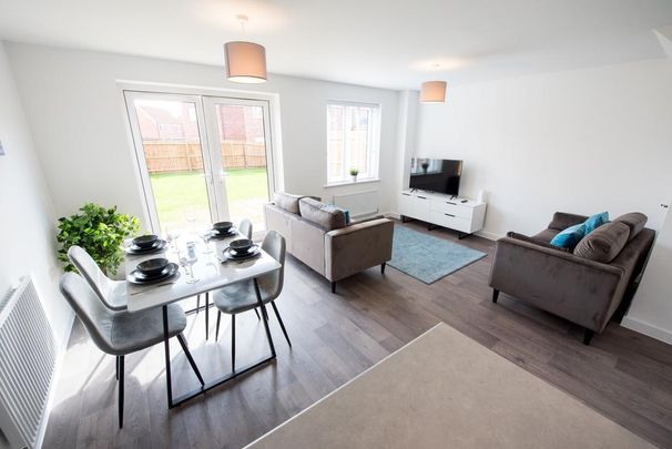 3 bedroom semi-detached house to rent - Photo 1