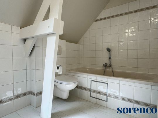 Villa - Photo 1