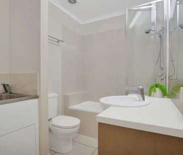 Unit 3/13 Ashmore Street, - Photo 3