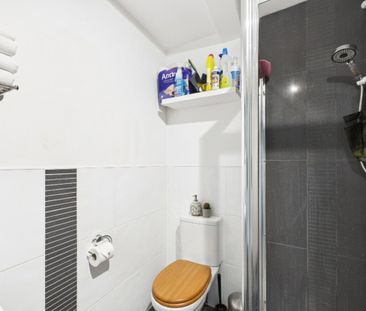 Queen Street, Maidenhead Queen Street, Maidenhead - Photo 2