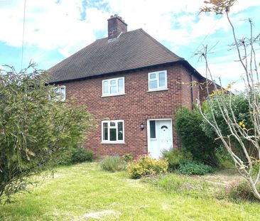 A well presented family home located in vibrant Ditton. - Photo 4