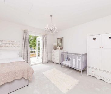 4 bedroom terraced house to rent - Photo 5