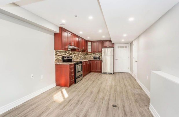 For Lease - 689 Ambroise Crescent, Milton, Ontario - Photo 1