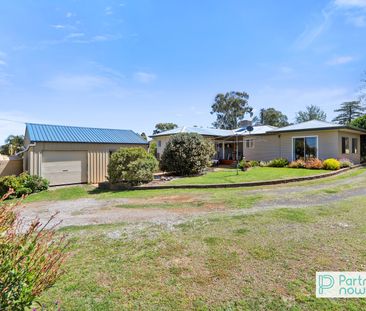 29 Panorama Road, TAMWORTH NSW 2340 - Photo 6