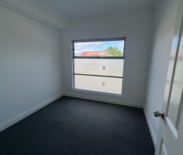 Lifestyle & Location - 2 Bedroom Unit! - Photo 6
