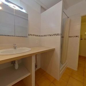 A LOUER - AIX EN PROVENCE - MAGNIFIQUE 1/2 PIECES AVEC PARKING - Photo 3