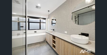 STUNNING 4 BED + 2 BATH + THEATRE - Photo 4