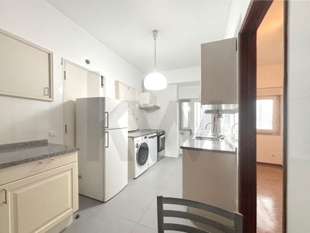 Apartamento T4 em Lisboa - Photo 4