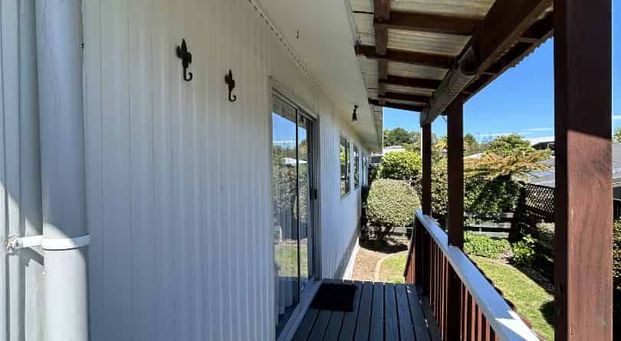 A real cutie in Richmond Heights - Photo 1