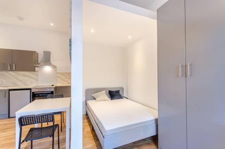 Studio to rent - Photo 3