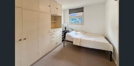 Fully Furnished 1 Bedroom Unit - Photo 2