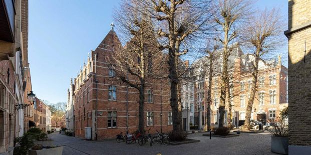 Woning te huur in Brugge voor € 1.600 met 3 slaapkamers - Photo 1