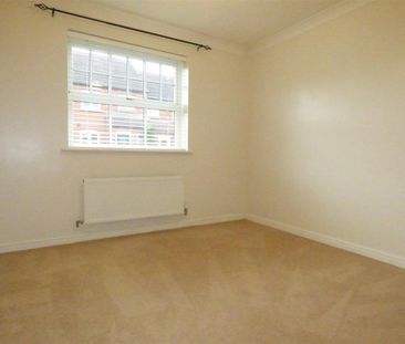 Park Lane, Lower Quinton - Photo 3