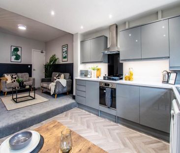 1 bedroom in a house share to rent - Photo 5