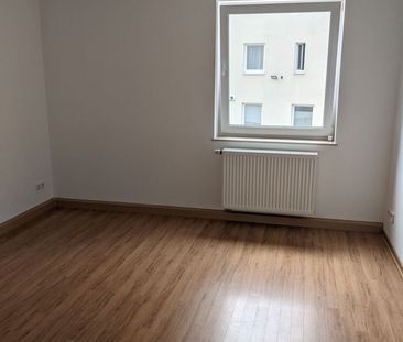 Helle 2 ZKB-Wohnung mit praktischer Aufteilung - Photo 3